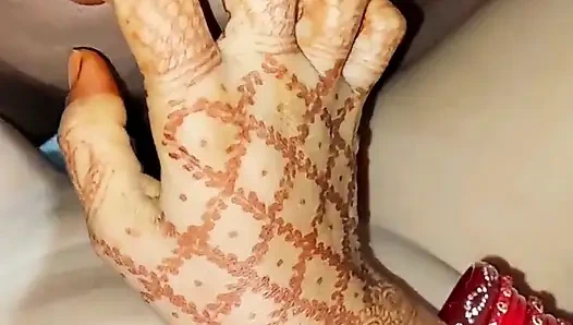 Dildodan Evli Kadını Sikiyor