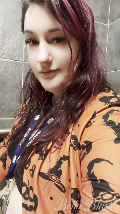 BBW offentligt badrum fart kollektion 75 högljudda stall spränger Bella Blast