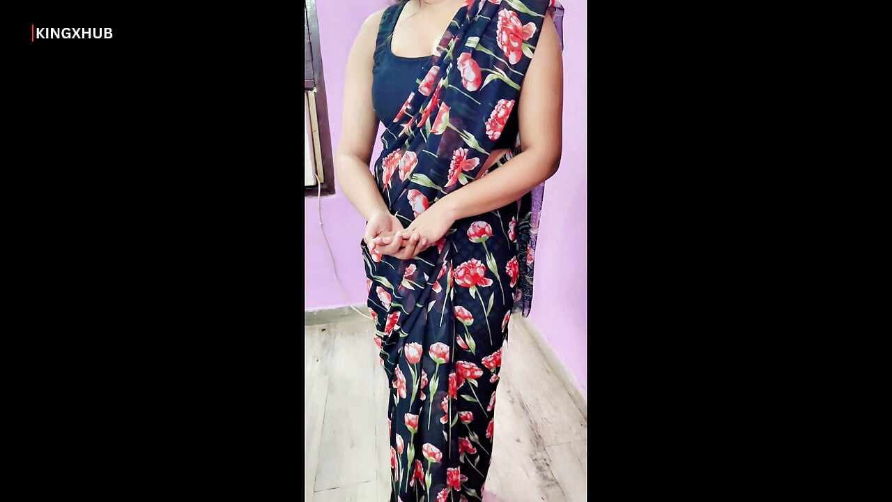Indian Desi Aunty was Angry, we shared single bed, Full Hindi Audio