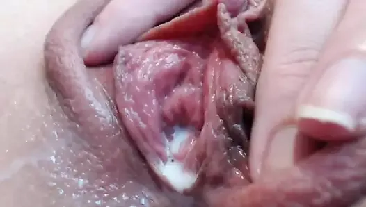 BIG CLIT PUSSY FUCKING AND CREAMPIE CLOSEUP WITH DILDO