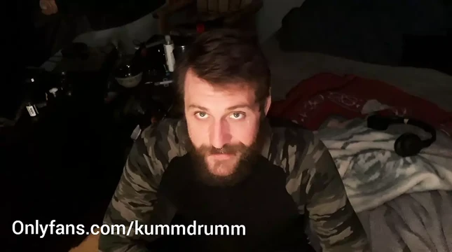 Big bearded gay uses pretty sissies mouth
