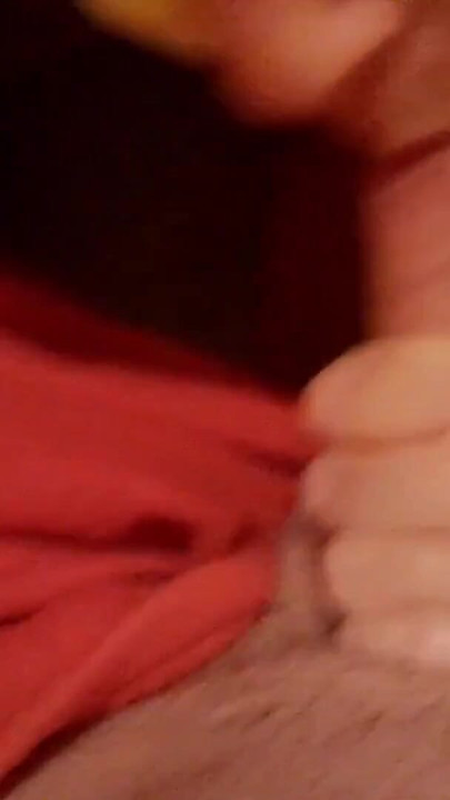 Une femme mariée se fait squirter complètement | Clip 1
