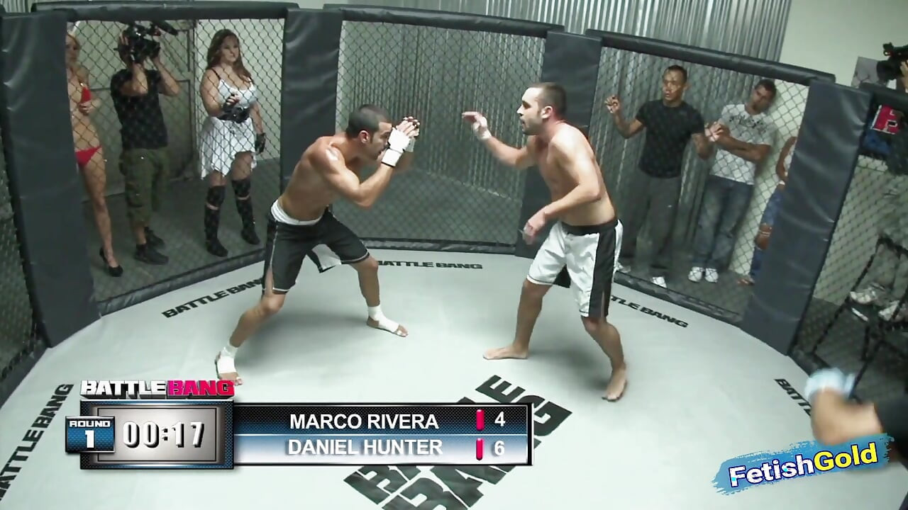 Muskularny facet przegryza walkę i uprawia seks z pulchną brunetką za karę