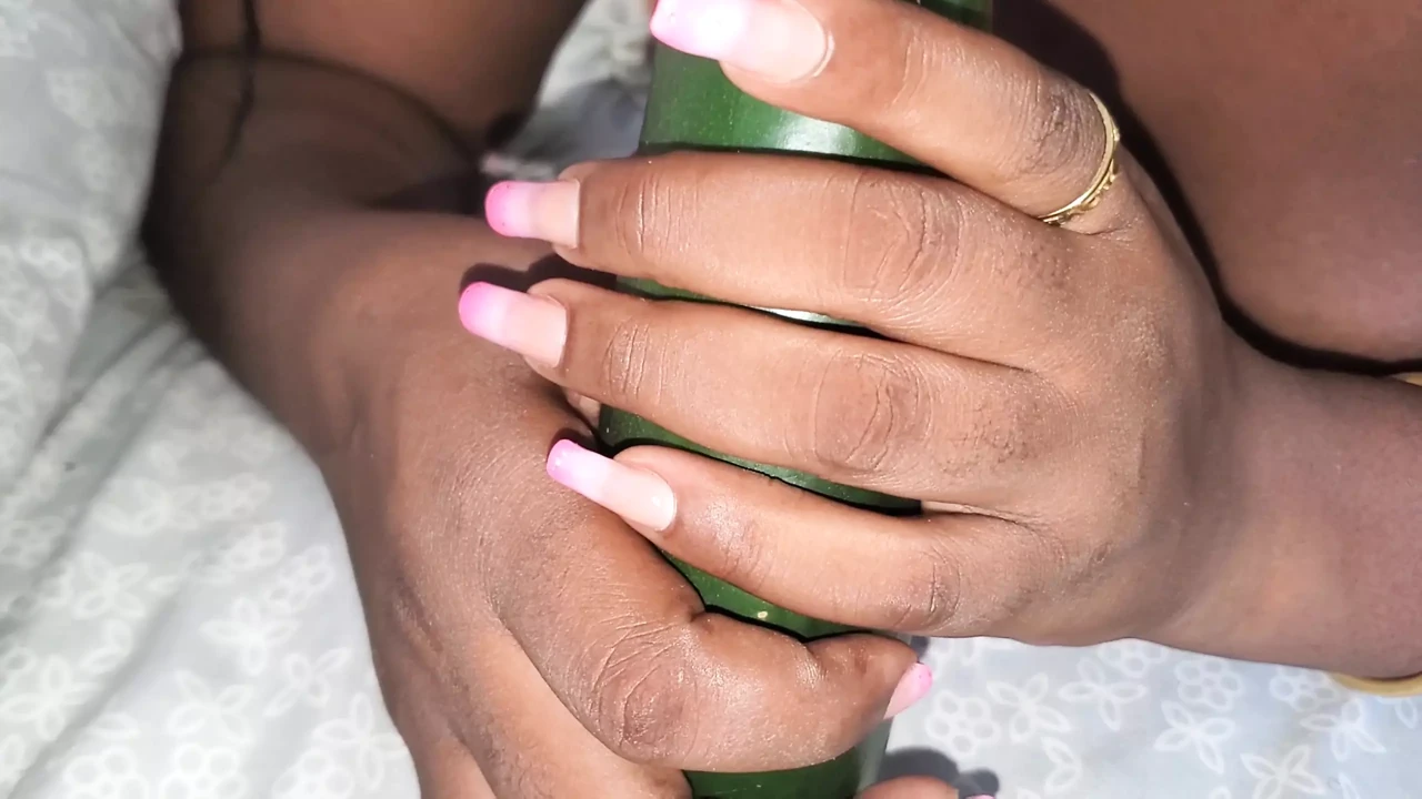 Amazing cucumber 🥒 cum in my ass