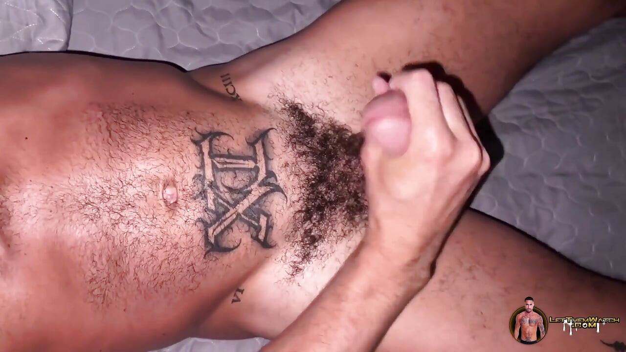 Ricky Xl Solo Jerk off Straight Guy Blows Huge Load