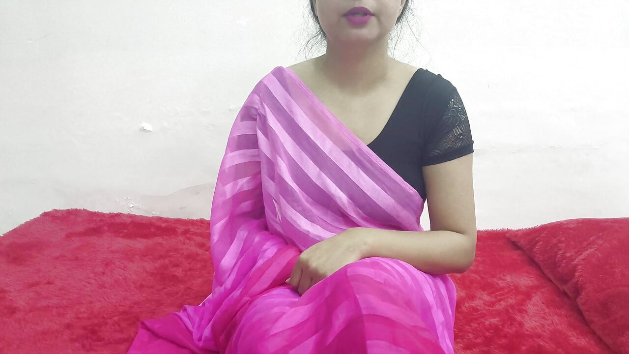 Mooie Indische stiefmoeder poesje en kont hard geneukt door stiefzoet in Hindi-audio