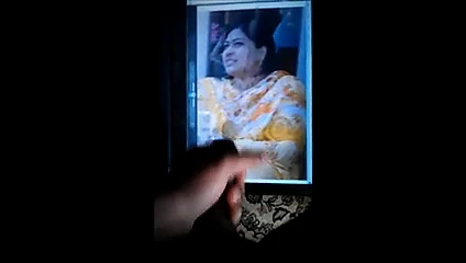 Cum Tribute to a SEXY Paki Aunty