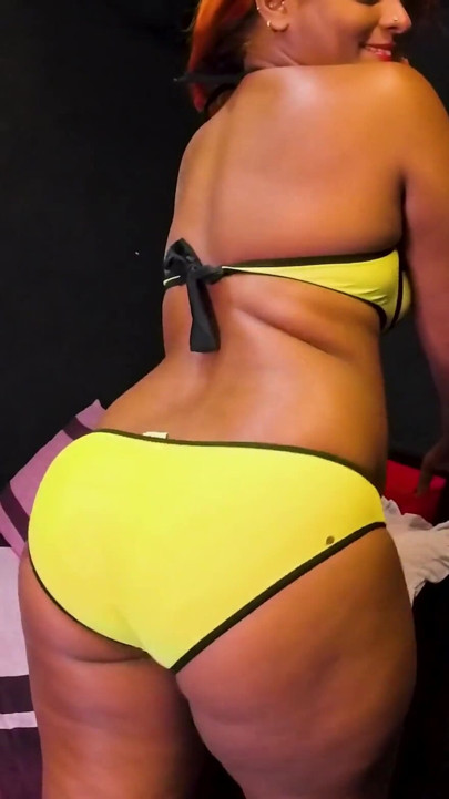 Yellow Black Highlight Bikini Try On Haul Nilmini Official SL Fashion Diary | Clip 1