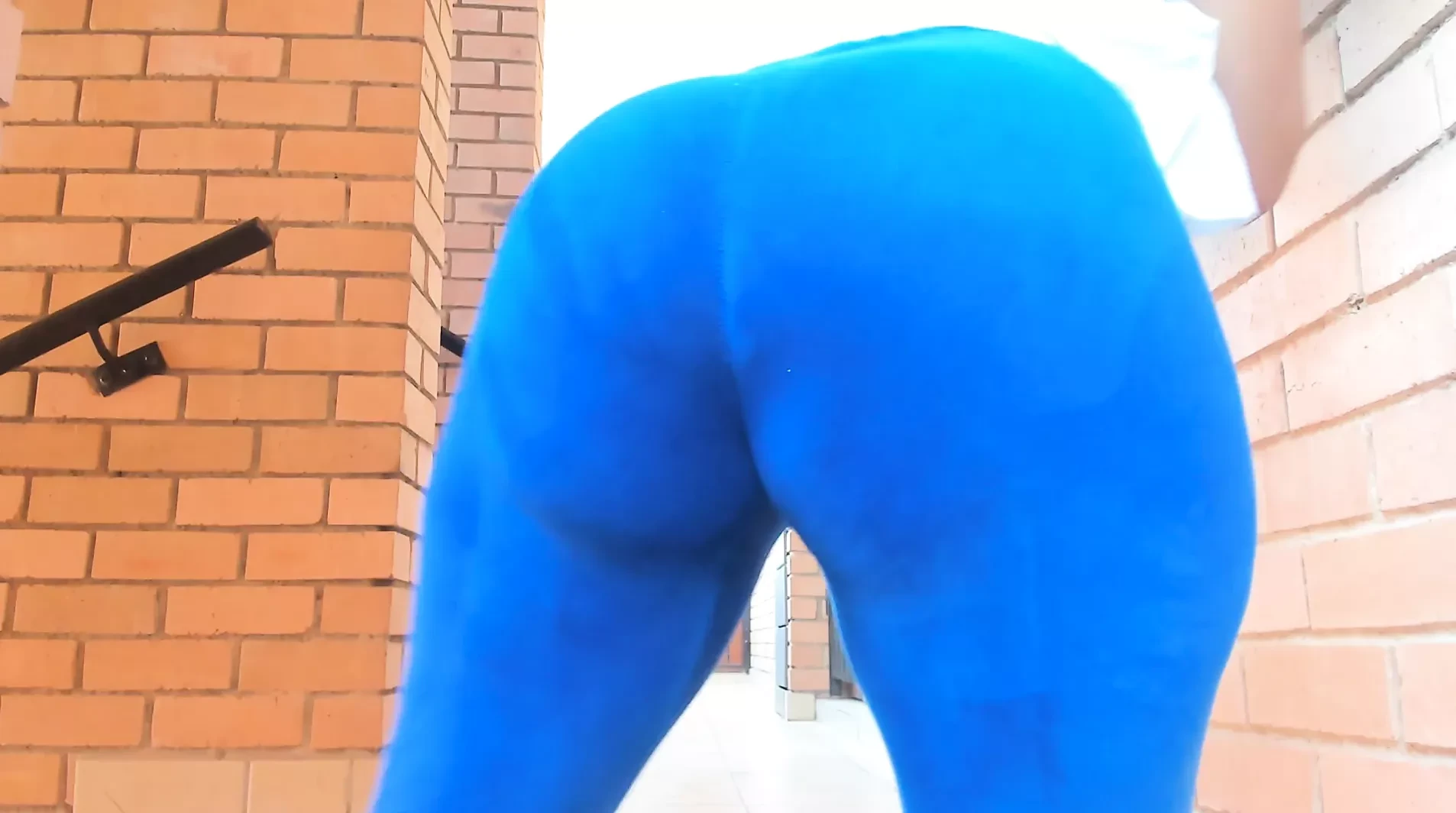 Video di provocazione di ebano dal culo grosso