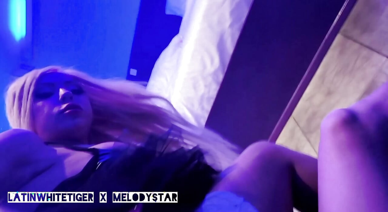 Busty Blonde Bimbo Slut Deepthroat and Fuck in Hotel Room