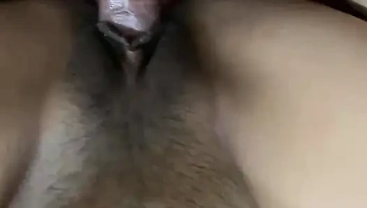 Geile riya bekommt ihre tägliche schwanz-dosis von ihrem stiefbruder - hardcore-desi fickt mit großem abspritzen in der muschi