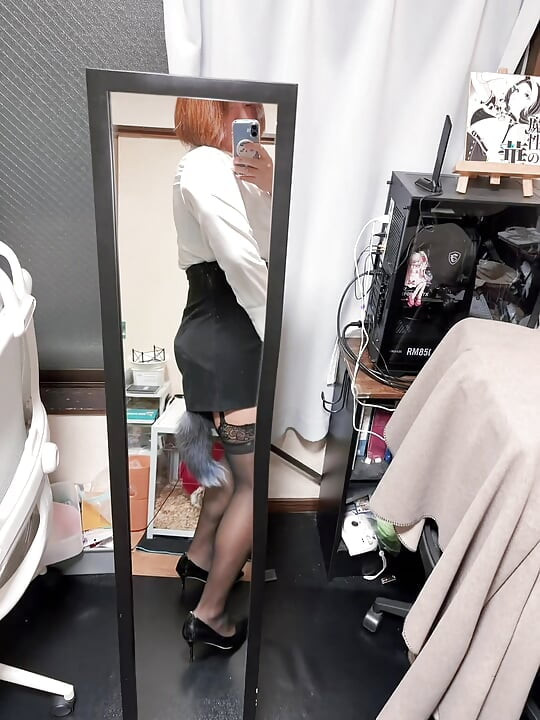 After-Work Indulgence of a Secret Trap OL