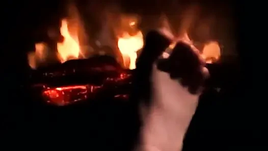 Aufwärmen meiner Füße, um ihnen einen schönen heißen Footjob zu geben, keine Kopfhörer erforderlich