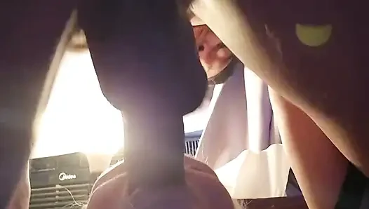 O boğazın derinliklerinde