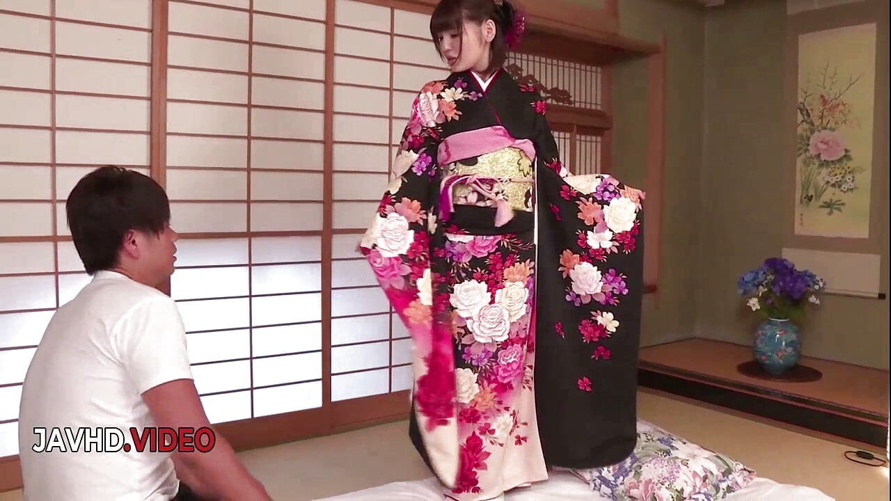 Yua Ariga in Kimono Gets Hardcore Creampie Action