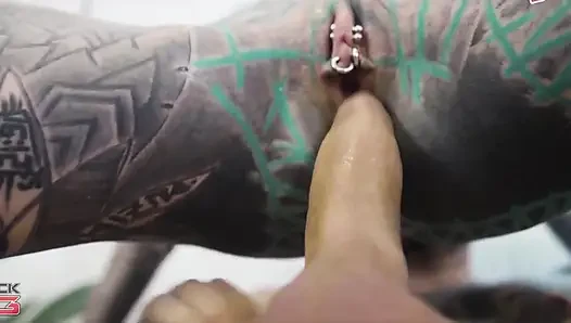 Fully Tattooed Girl Gets All Her Holes Pounded by a Huge Cock and Gets Cum in Her Anal Gape Double Penetration
