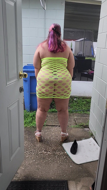 Spreading wide open