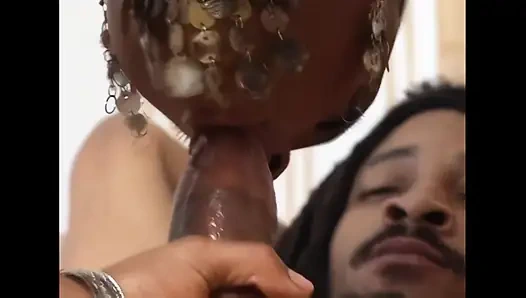 Pejantan memeknya yang manis