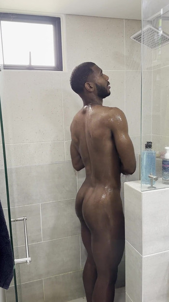 I Entered the Shower with Desire... and I Was Completely Rendered From Place