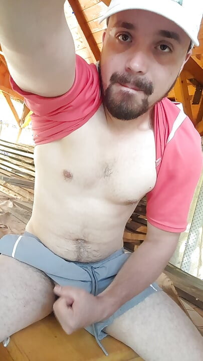 Being hot is hard to can't help yourself