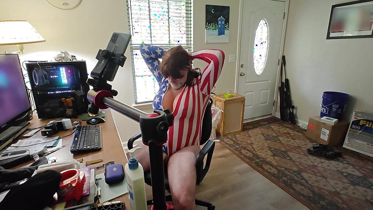 Live Cam Show Behind the Scenes
