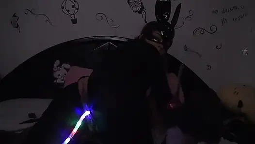 Muhteşem derin gırtlak ışık gösterisi!!