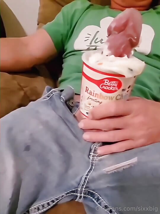Big Cock Loves Frosting