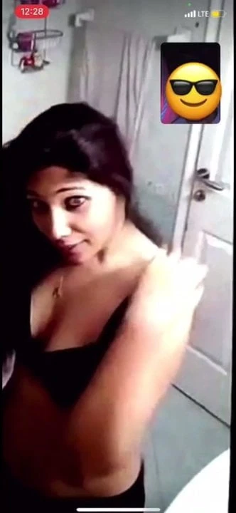 Video Sex Pooja sharma 9602285374