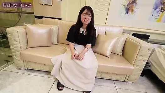 Ciddi görünüm, gerçek ateşli - herkesi özel olarak şaşırtan amatör