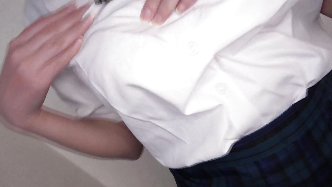 第8部分 我会给你一个小口袋...吮吸你的鸡巴！ ！Vol.02