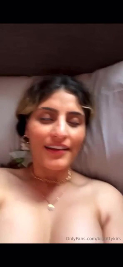Today I’m going to show you my body. If anyone wants to have sex with me, let me know.