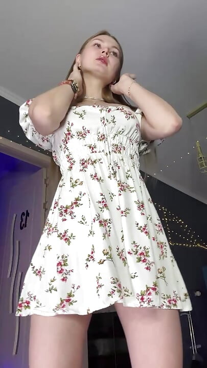 NickiLike wideo
