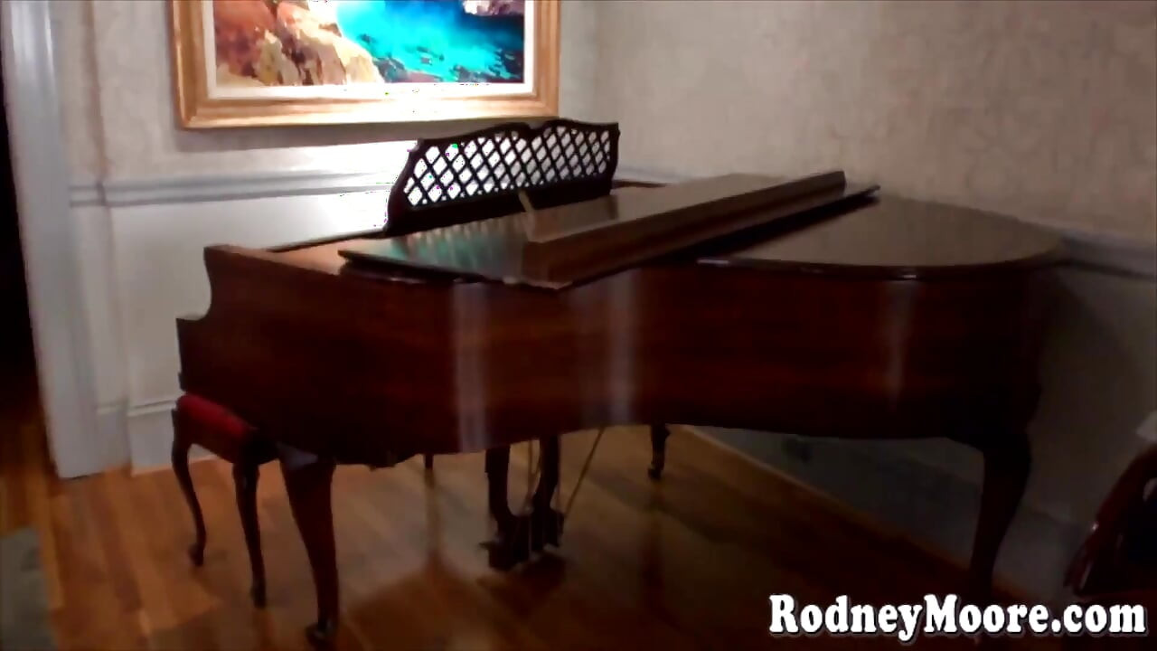 巨大でホットな胸 BBW ヴィンテージ ティティファック!ティファニー・ブレイク