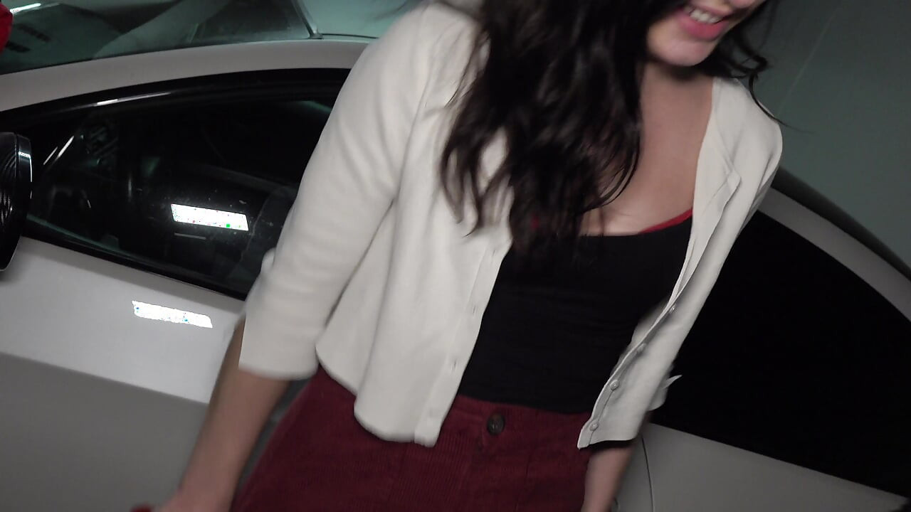 Horny brunette in sexy stockings swallows a warm load outdoors