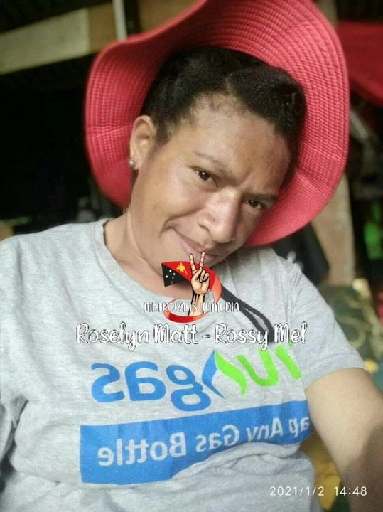 Roselyn PNG horny Bitch