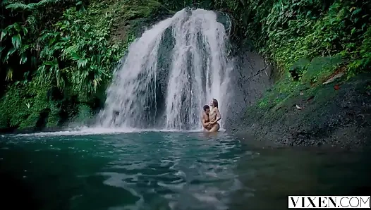 VIXEN она заставила вещи пойти своим путем