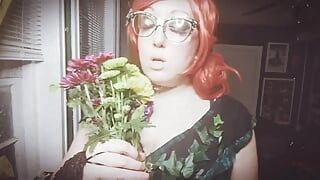 Poison Ivy Strip-tease