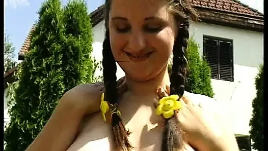 За Немецкими Дверями Усердно Трахают
