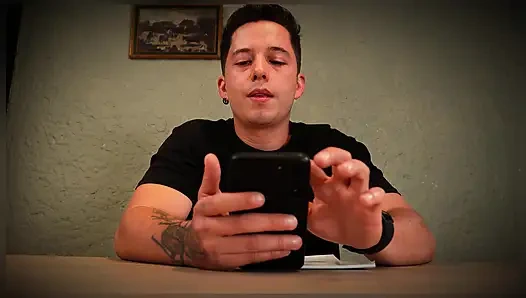 Kocaman Poposlu Güzel Latinalar İK Adamını İş Almak İçin Baştan Çıkarıyor