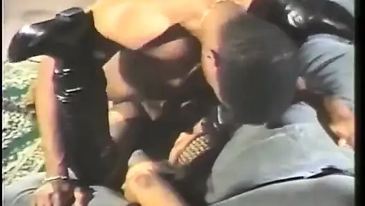 Memek jadul hitam tetek besar ngentot dengan kontol hitam besar