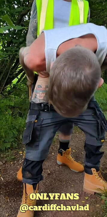 Construction Workmen fuck outdoors and cum