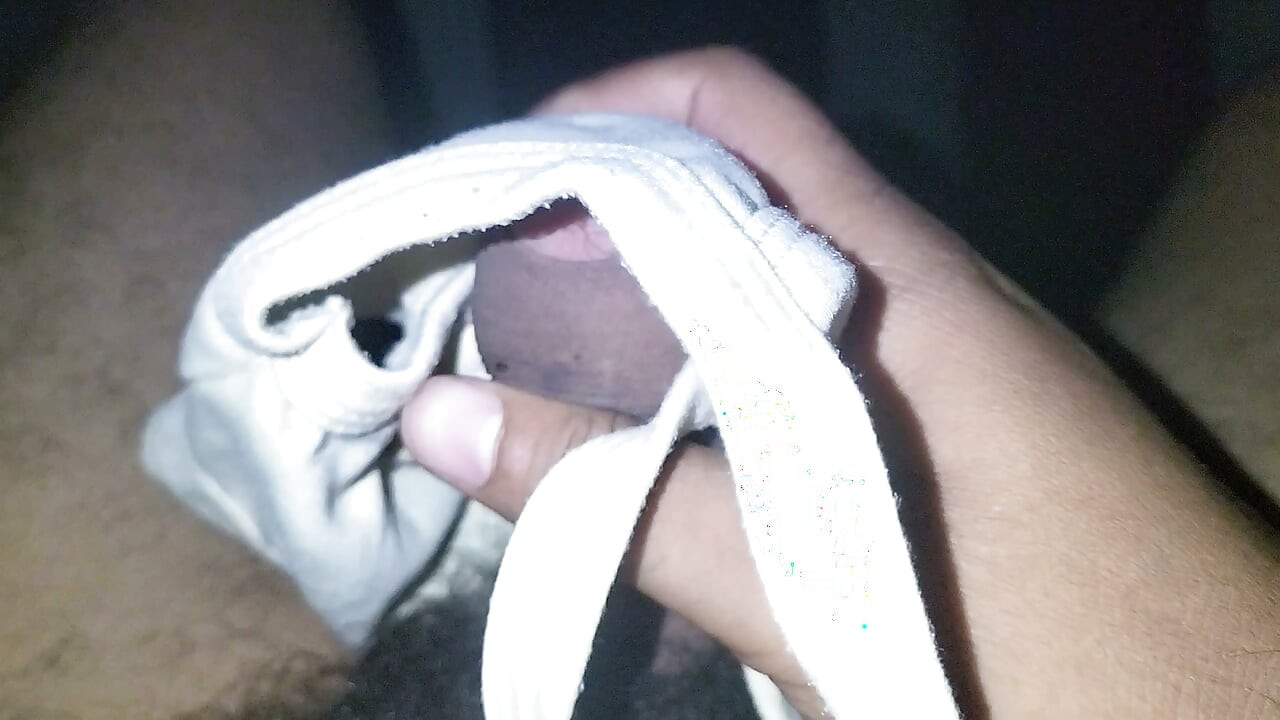 Beti ka bra lund me dalkar pani giraya