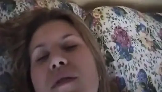 Три хороших пьющих сперму на конкурсе! Какой из них вы предпочитаете?