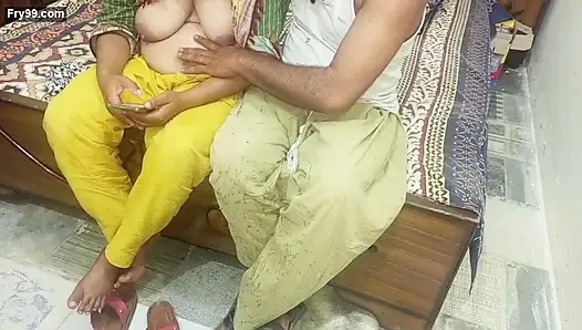 Hot and sexy desi bhabhi fucked by bf