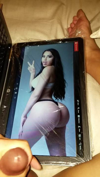 Jailyne cum tribute 1