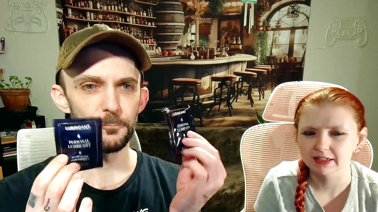Mrgras Water -based Premium Lube Unboxing Dan Creampie