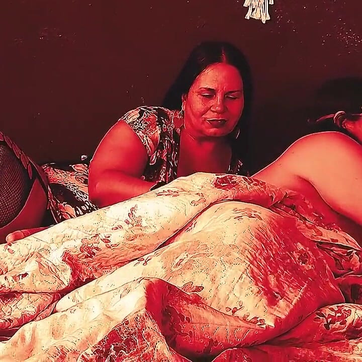 चाहत्यांसाठी व्हिडिओ, लेस्बियन दीक्षा, मित्रासोबत एक्सप्लोरेशन