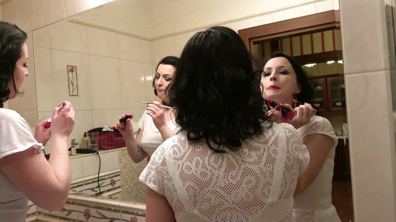 Çoraplı lezbiyen dünyamda BBW