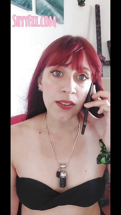 Shyyfxx - su hermanastra caliente le humilla y le corta rápidamente su hermanastro se acerca! Rolepla