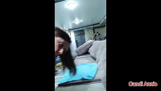 Candi Annie Lagi Asik Muasin Memeknya Sendirian Di Pemotretan Sampai Telan Sperma